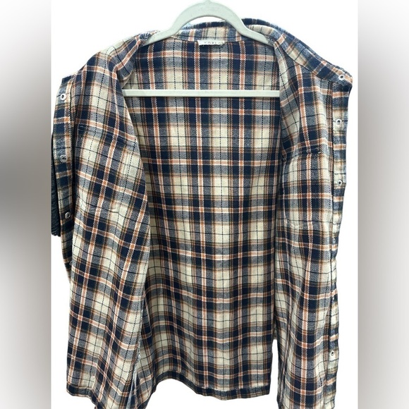 Kori Women’s Soft Plaid Long Sleeve Shacket Size: L - Picture 3 of 6